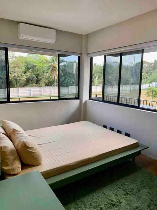 Hive Seafront At San Juan Villa *